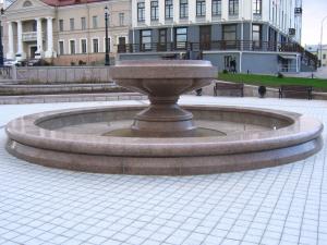 Фонтан July