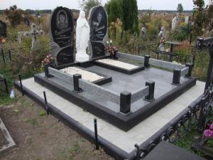 Памятник из гранита эксклюзивный 2