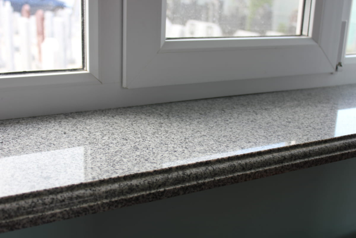 Подоконник из гранита Okta