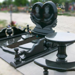 Памятник гранитный