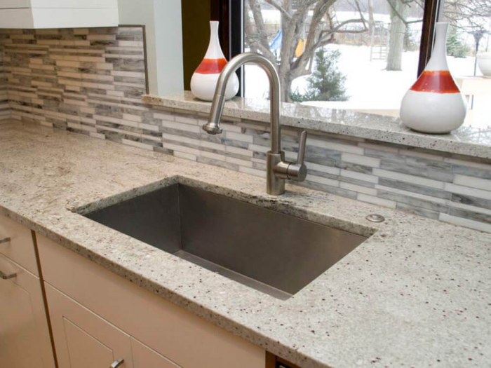 Столешница из гранита Ronald