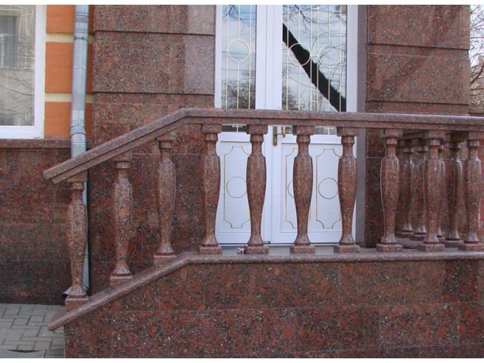 Балясины из гранита Boka