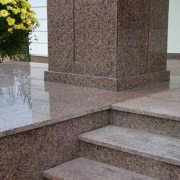 Лестница из гранита Irma