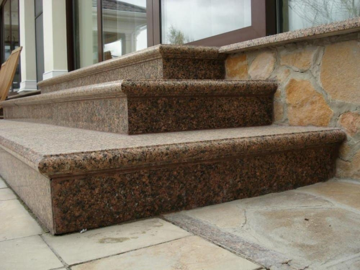 Ступени из гранита Dony