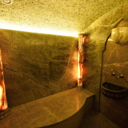 Колонна из оникса Joy