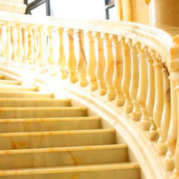 Ступени из оникса Alex