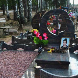 Памятник эксклюзивный 2