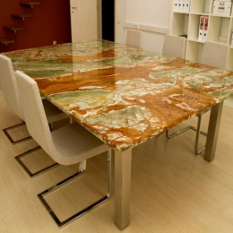 Столешница из оникса Liuis